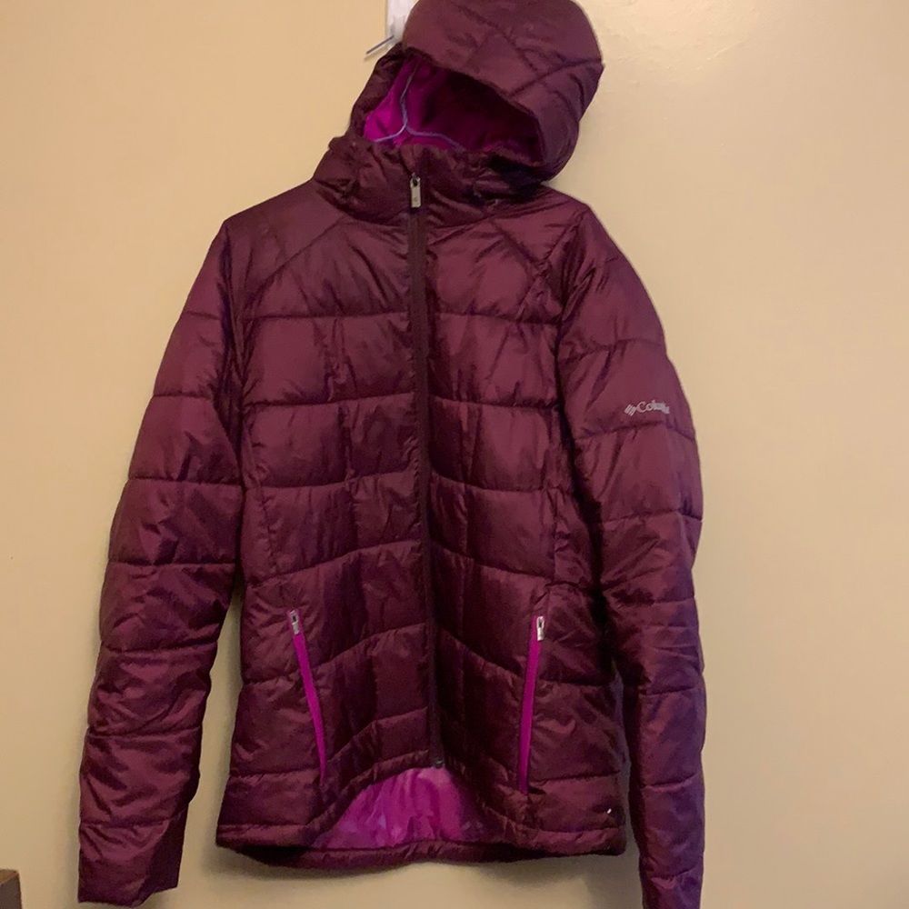 XL Columbia puffer jacket- Burgundy